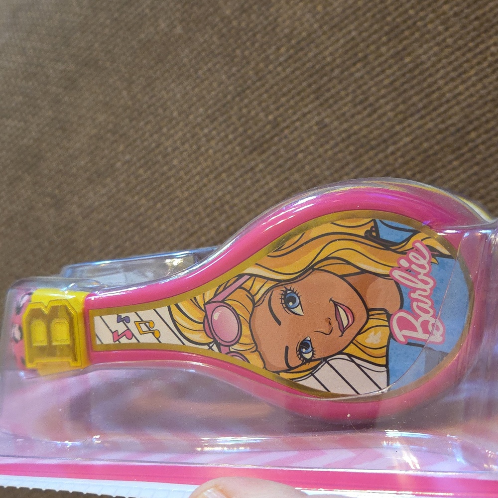 Barbie Pink and White Kids Wired Headphones NIB - Picture 2 of 9